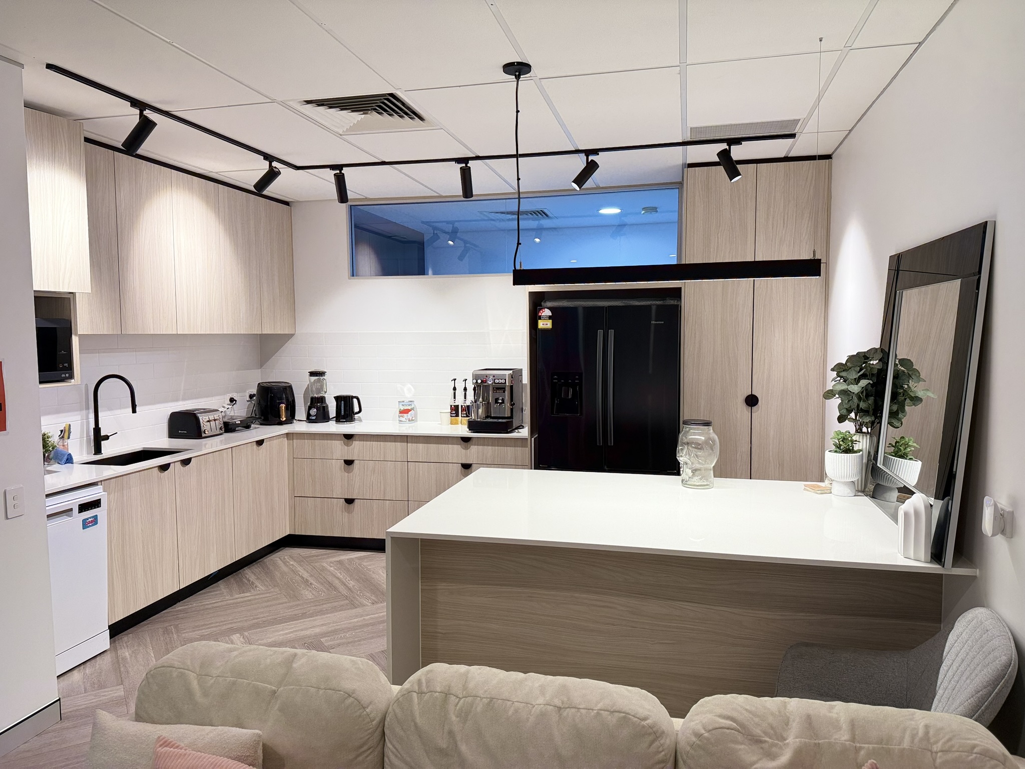 ISA Collective Designed an Amazing Open Plan Office & Workspace for Impressions in a Brisbane Office Complex 9